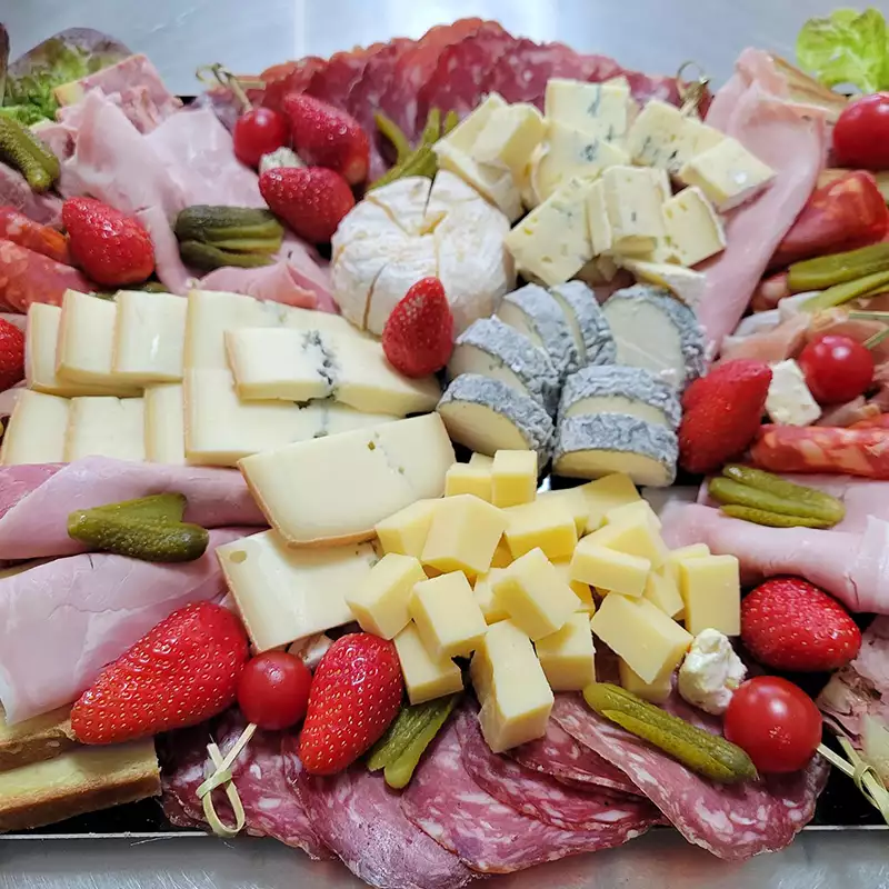 Plateau de charcuteries et de fromages